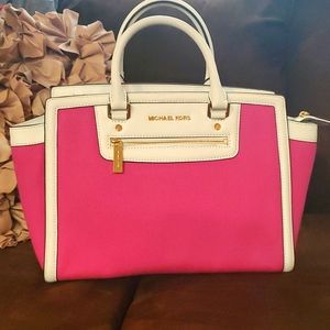 Michael Kors Selma Tote